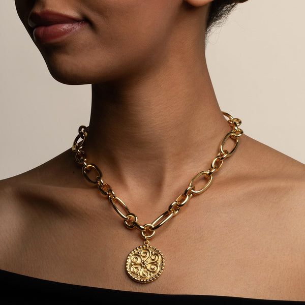 Large Chain with Charleston No. 1 Medallion