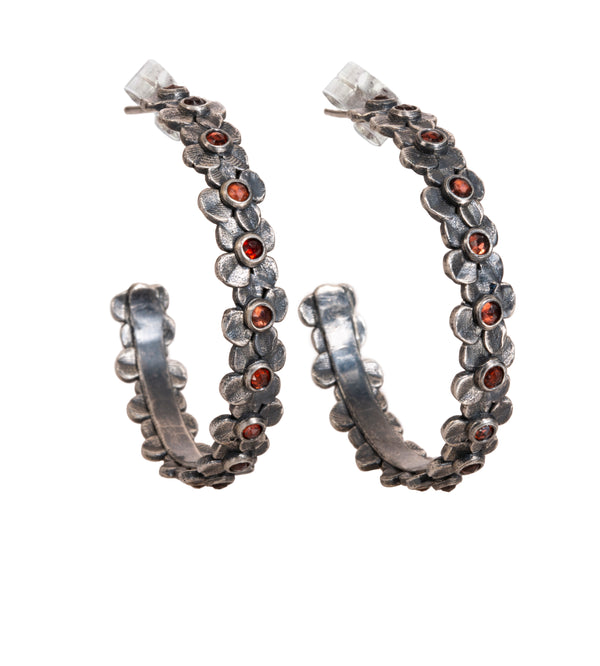 Flor Oxidized Sterling Silver Medium Hoop with Garnets